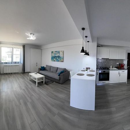 Ls Lake Apartment Mamaia Nord Navodari Exterior photo